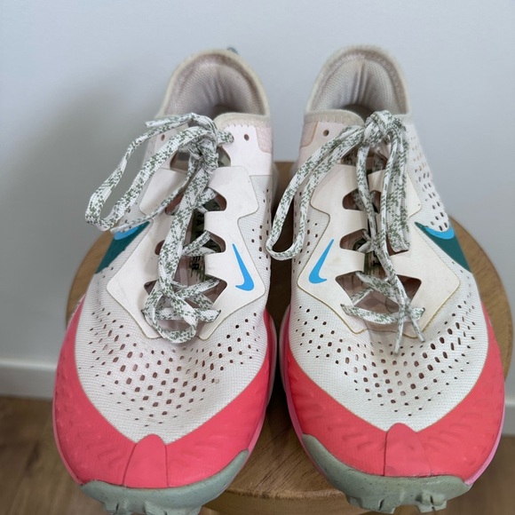 Nike Air Zoom Terra Kiger 7 Women's Trail Running  Shoes Size 7 Pink CW6066 600 - Picture 10 of 11